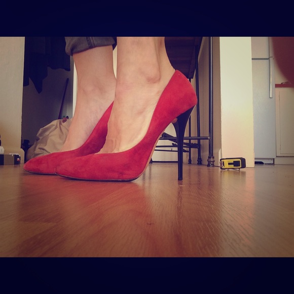 Giuseppe Zanotti Red Suede Pumps