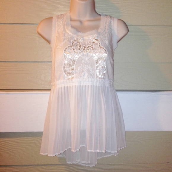 American Eagle Outfitters Tops - American eagle tank top