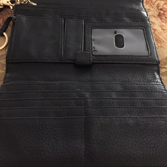 Authentic Tory Burch Clutch/Wallet - Picture 3 of 4