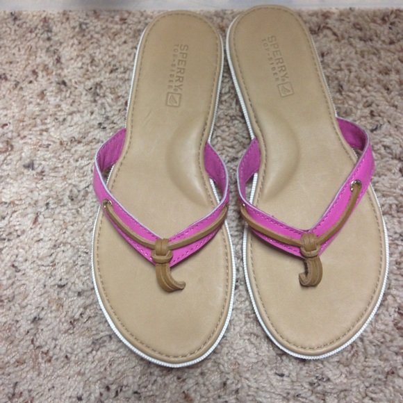 Sperry sandals