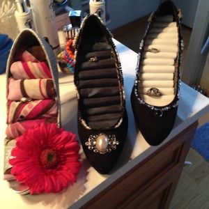 Highheal ring holder