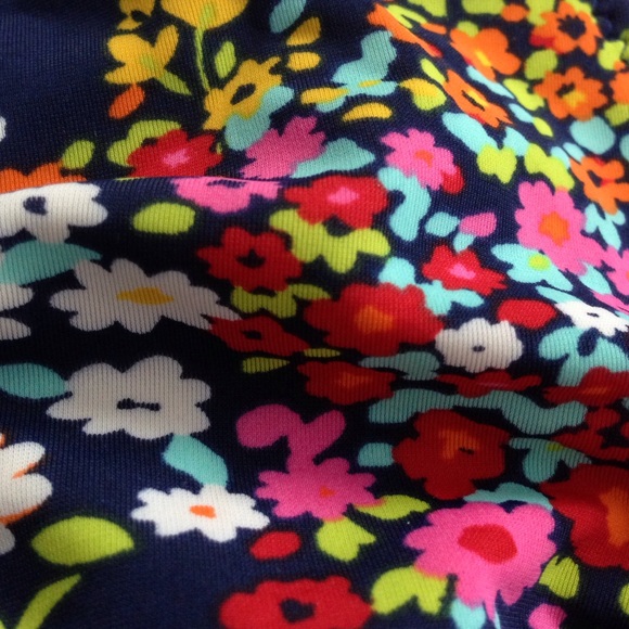 American Eagle Triangle Bikini Top - Picture 2 of 2