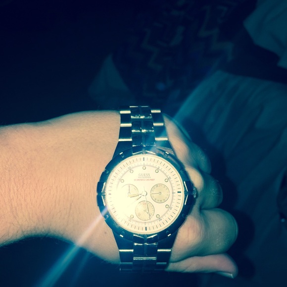 Men's guess watch
