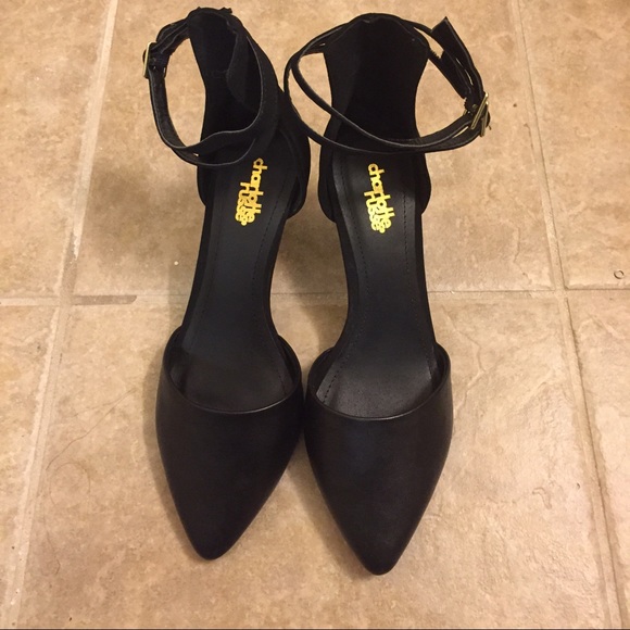 REDUCED! Brand new black pointy toe heel