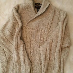 Men's heather gray cable knit sweater
