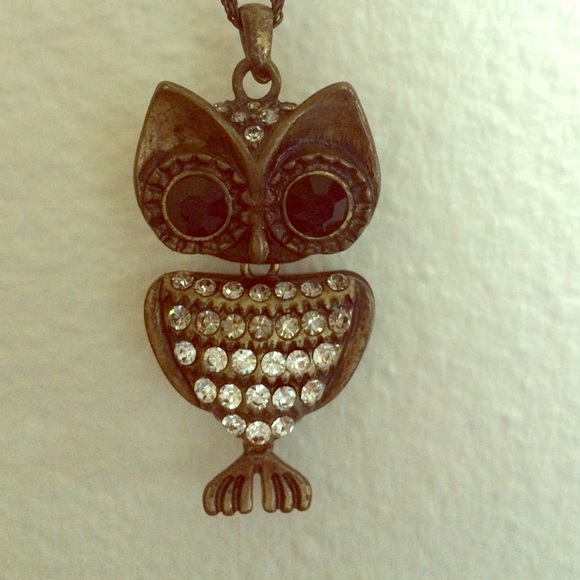 Rhinestone Owl Pendant Necklace - Picture 1 of 2