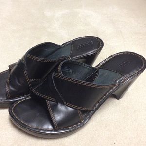 Born Black Leather 3" sandals