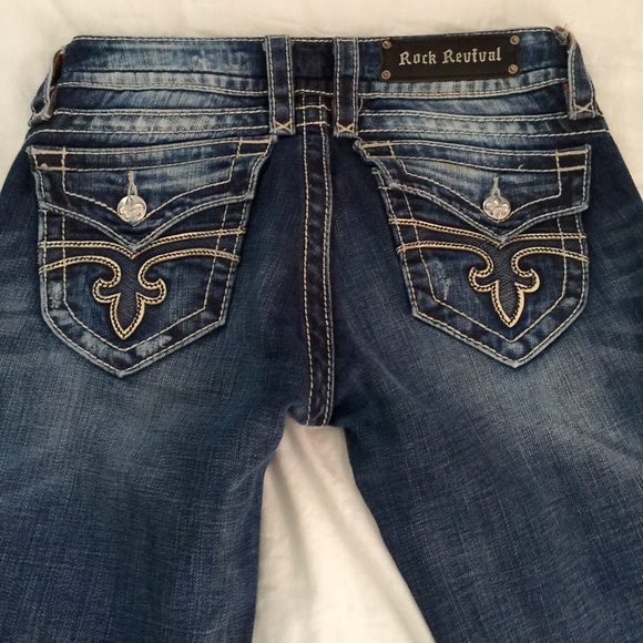**SOLD** Rock Revival Jen Boot jeans size 27