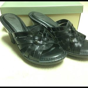 Nurture Black 3" slip on sandals