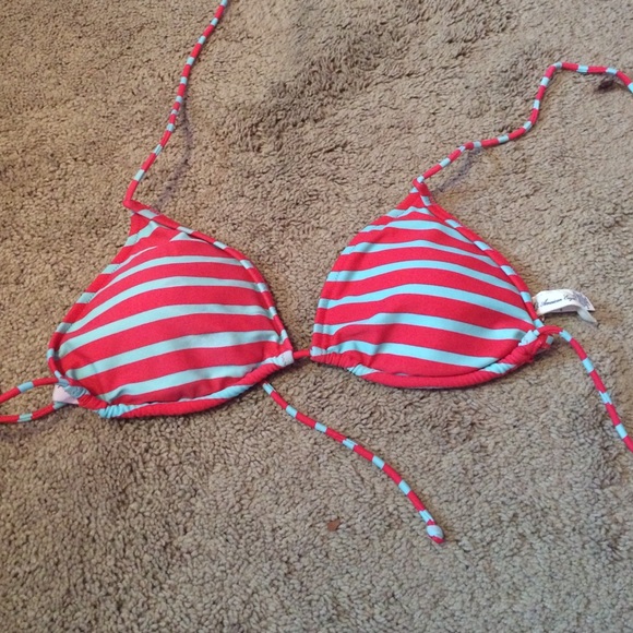 Blue and pink triangle swim
