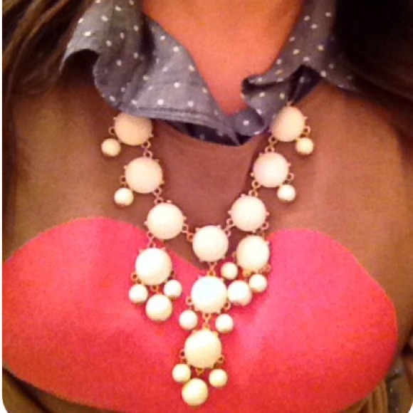 Cream mini bubble necklace - Picture 2 of 2