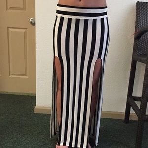 Slit skirt