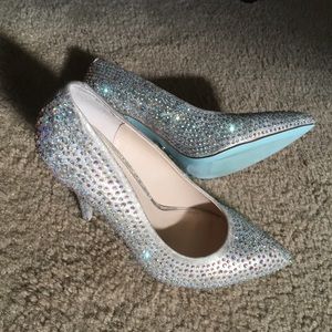 Adorably shiny Betsey Johnson heels!