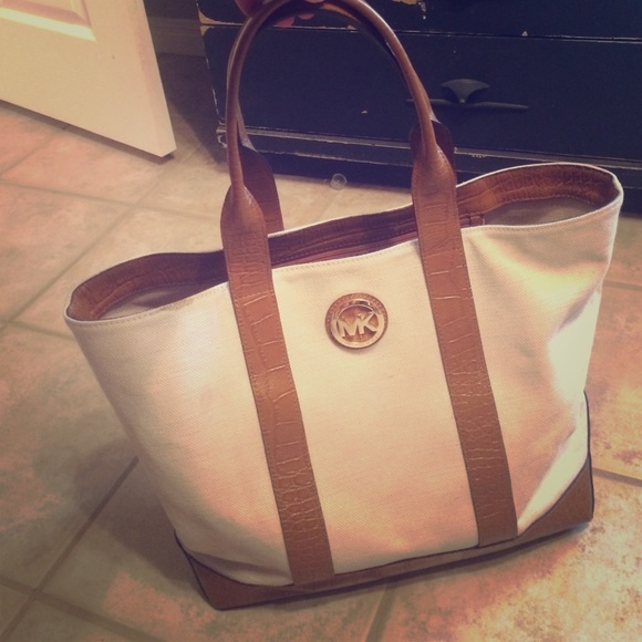 Michael Kors Tote