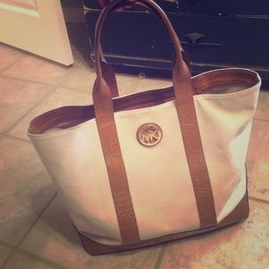 Michael Kors Tote