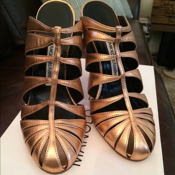 Manolo Blahnik Dilek Rose Gold Shoes