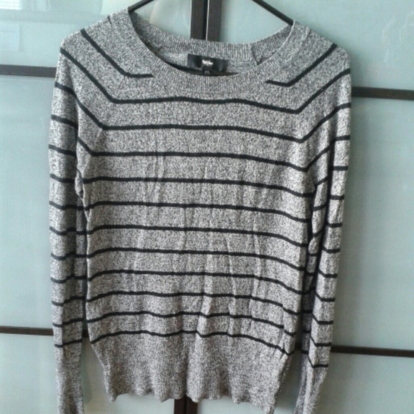 Mossimo grey with navy striped sweater medium