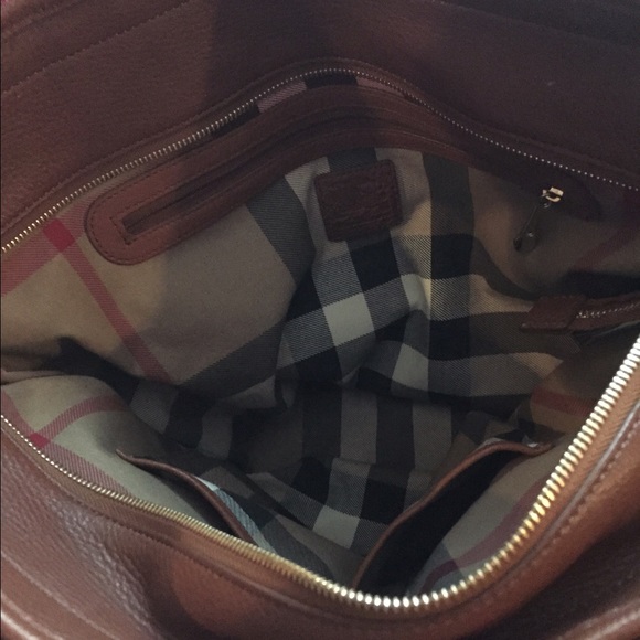 Burberry bag - Picture 4 of 4