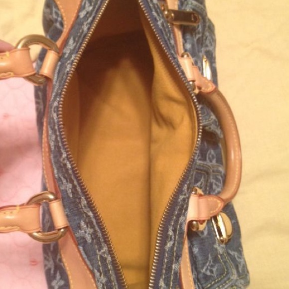 Louis Vuitton denim Handbag. - Picture 2 of 4