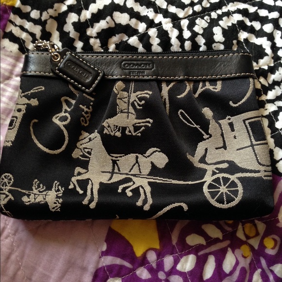 Coach wallet/small bag