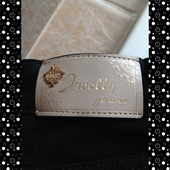 Host Pick!!!ππππ Skinny Leg Pantππππ - Picture 2 of 3