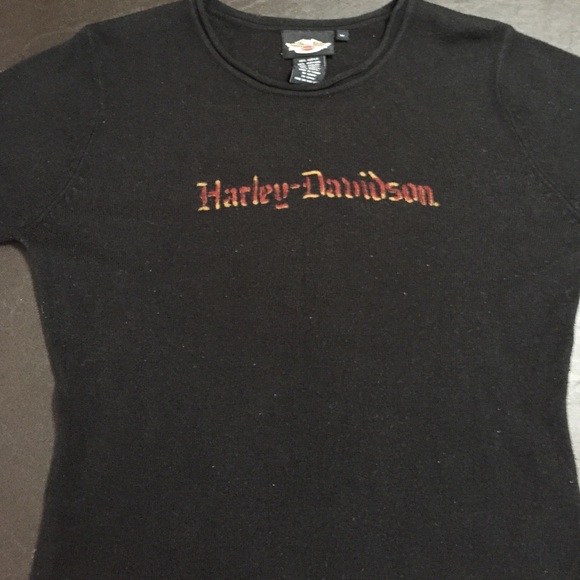 Women's size medium Harley-Davidson sweater
