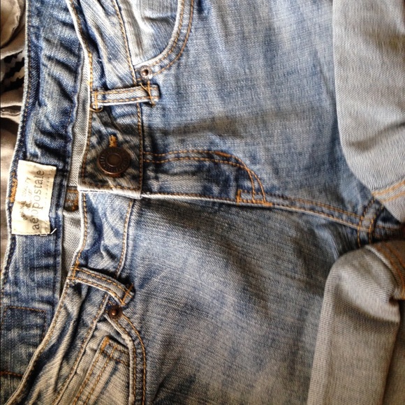 Shorts - Picture 2 of 4