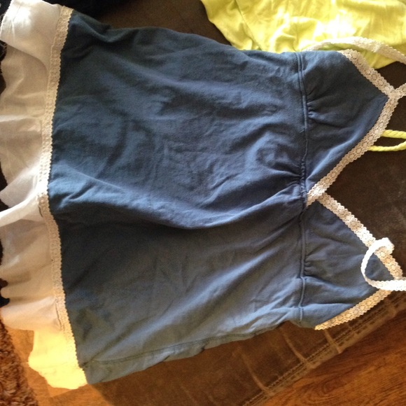 Summer tanks - Picture 4 of 4
