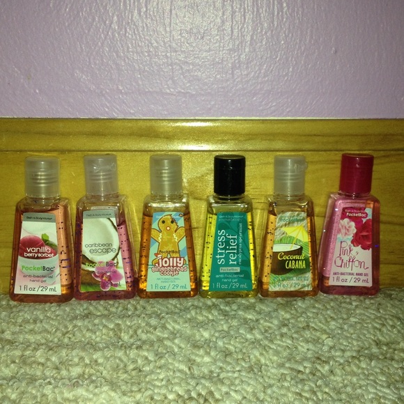 6pc Bath and Body Works sanitizer