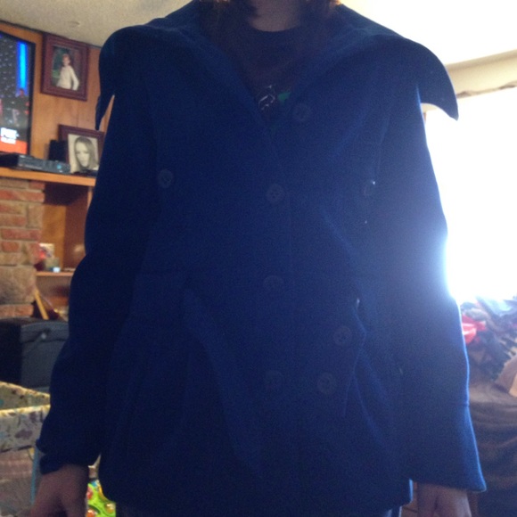 Pea coat - Picture 2 of 2