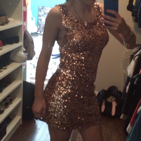 Dress - Picture 2 of 2
