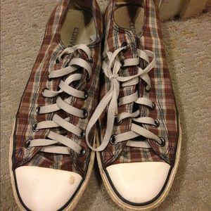Plaid converse