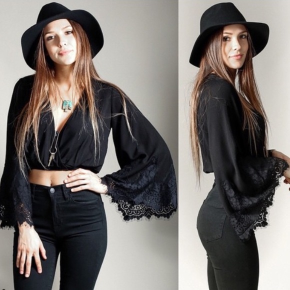 Tops - Bell Sleeve Lace Crop Top(White)