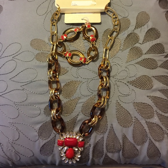 Necklace and bracelet