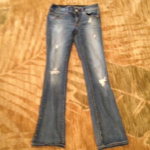 Never worn kick boot American eagle jeans