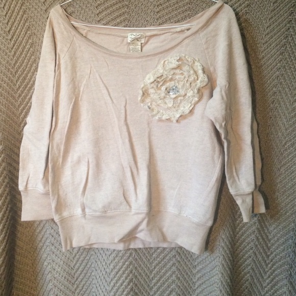 Tan off the shoulder half sleeve top