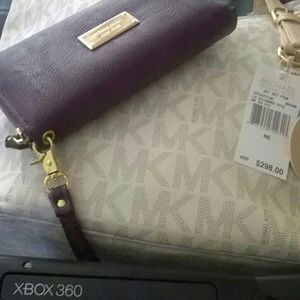 Authentic  Micheal Kors purse