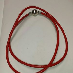 PANDORA TRIPLE LEATHER RED BRACELET