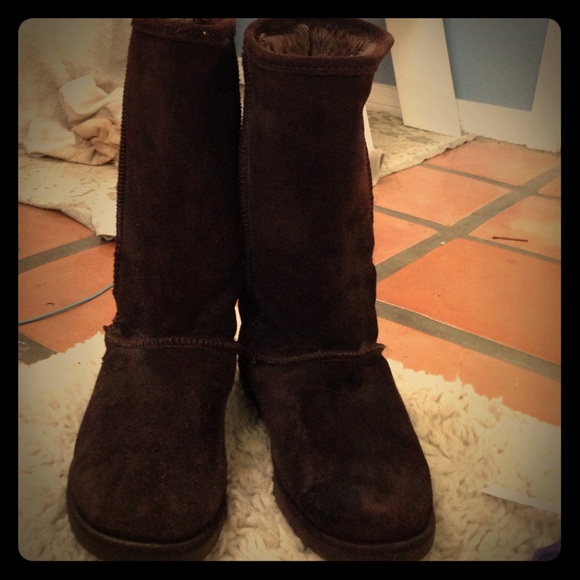 Brown boots