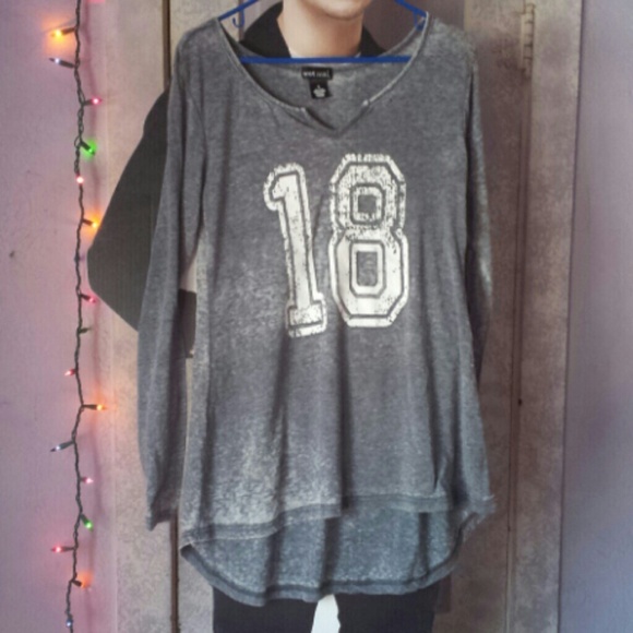 Varsity 18 long sleeve