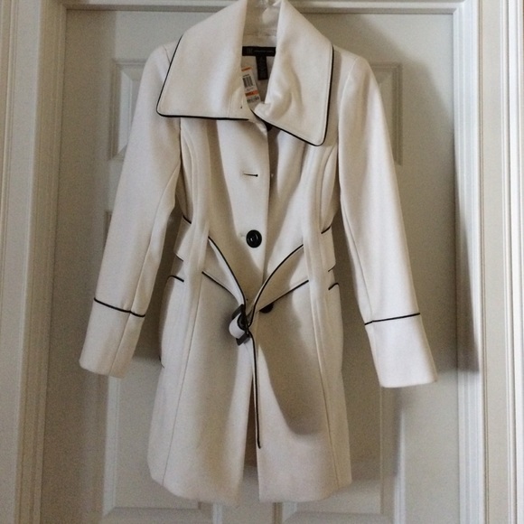 iNC winter white coat