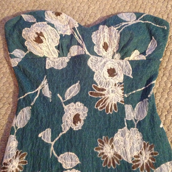 Green&White Lace Strapless Dress