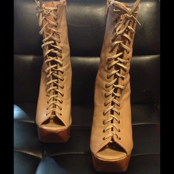 Jeffrey Campbell cute taupe shoes