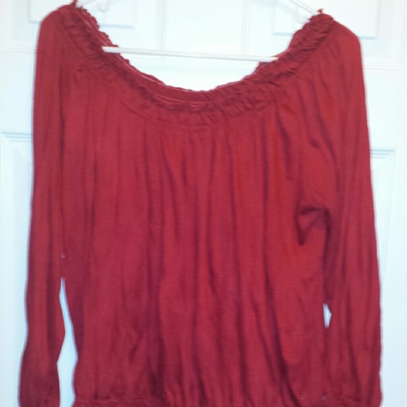 Red-Top Off shoulder top