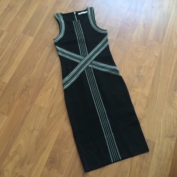 Karen Millen Bodycon Dress - Picture 2 of 4