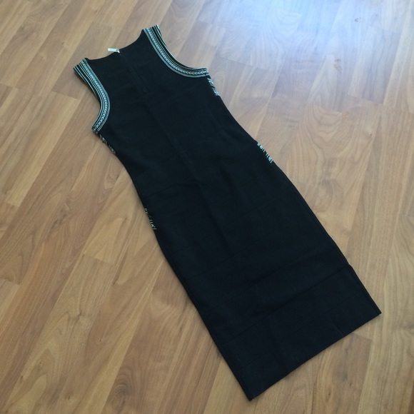 Karen Millen Bodycon Dress - Picture 3 of 4