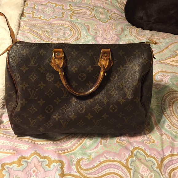 Vintage Louis Vuitton 35 Speedy