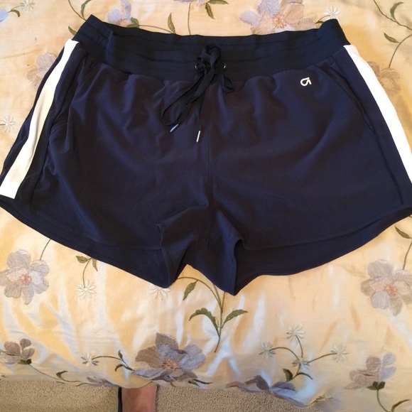 Gap running shorts - Picture 1 of 2