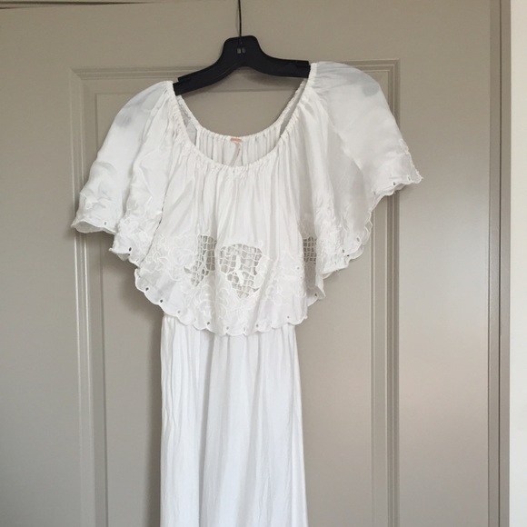 FREE PEOPLE white off the shoulder dress!