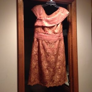 Bridesmaid/Mothers Dress Size 12 Only worn once!